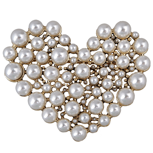 Брошь Сердце (Майорка белая; покрытие античное золото)