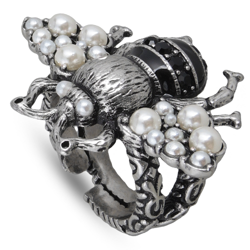 Кольцо (Майорка белая, кристаллы черные; покрытие античное серебро)