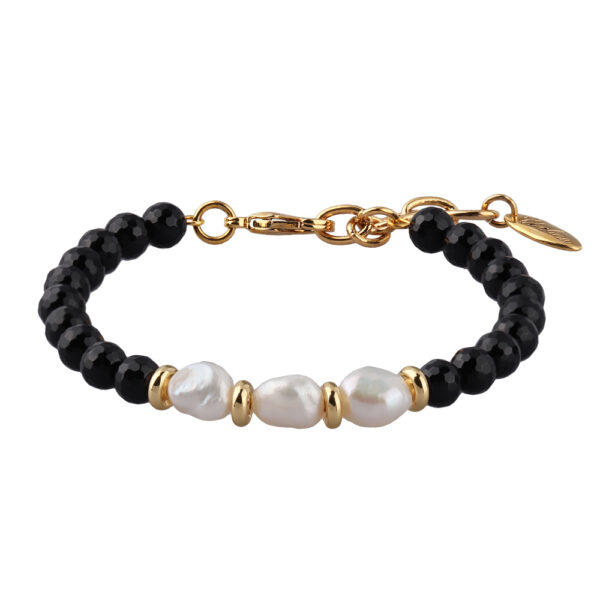 Браслет (жемчуг белый, агат черный 6мм; покрытие золото) 17-22см